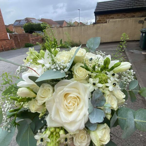 Bridal bouquet flowersss